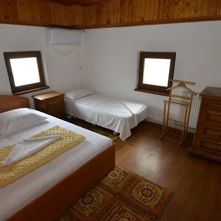 Pensión Casa Maria 3*